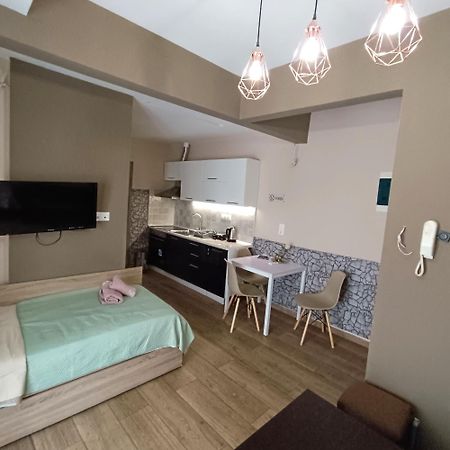 Rotonda Citycenter Two Rooms Apart.New Renovated! سالونيك المظهر الخارجي الصورة