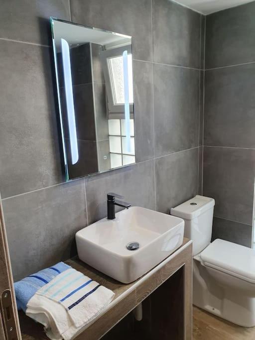 Rotonda Citycenter Two Rooms Apart.New Renovated! سالونيك المظهر الخارجي الصورة