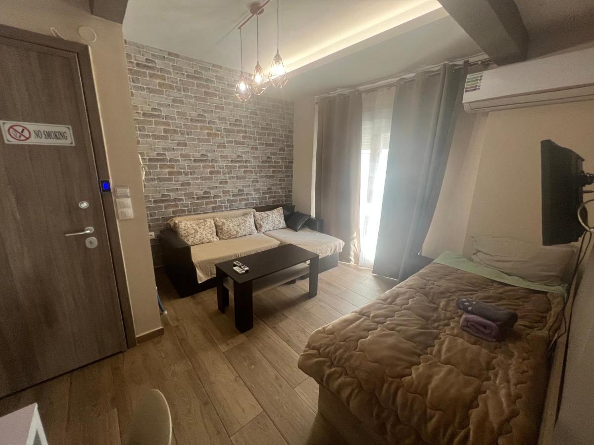 Rotonda Citycenter Two Rooms Apart.New Renovated! سالونيك المظهر الخارجي الصورة