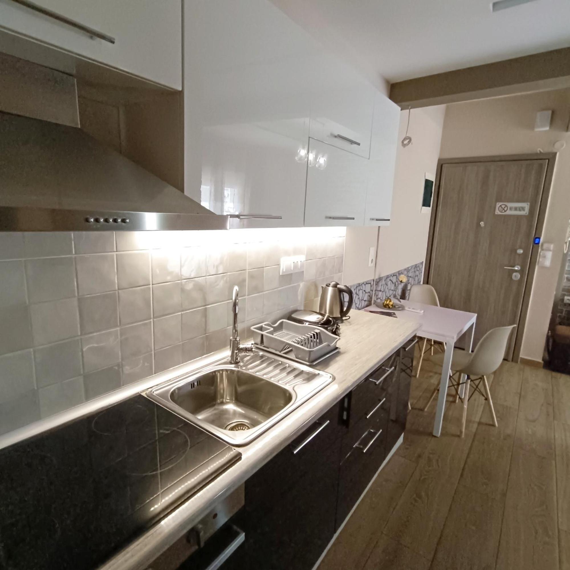 Rotonda Citycenter Two Rooms Apart.New Renovated! سالونيك المظهر الخارجي الصورة